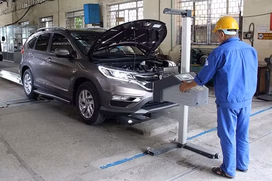Bộ GTVT: Lập đoàn kiểm tra hoạt động các trung tâm đăng kiểm có biểu hiện tiêu cực