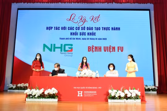 Bệnh viện FV đào tạo thực hành cho Sinh viên ngành Y trường Đại học Quốc tế Hồng Bàng 