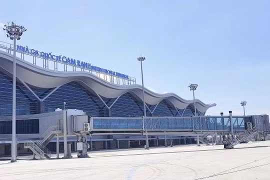 Cục Hàng không: Nâng cấp, mở rộng cảng hàng không quốc tế Cam Ranh là cần thiết