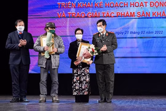 Hội Nghệ sĩ Sân khấu Việt Nam trao 31 giải thưởng sân khấu năm 2021
