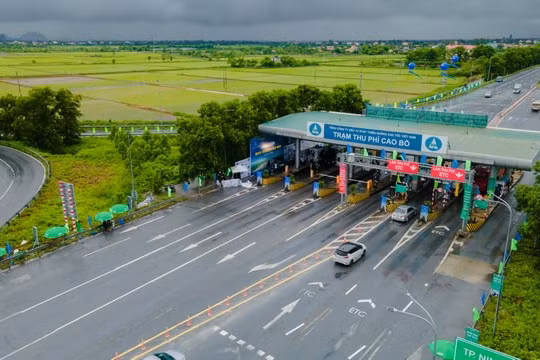 Lượng xe giảm trên các tuyến cao tốc do VEC quản lý trong tuần đầu thu phí không dừng ETC