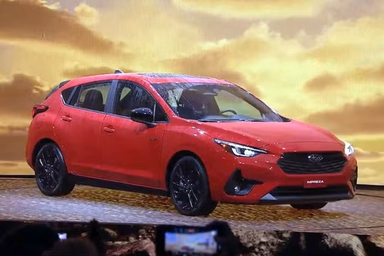 Subaru Impreza 2023 thế hệ mới chính thức ra mắt