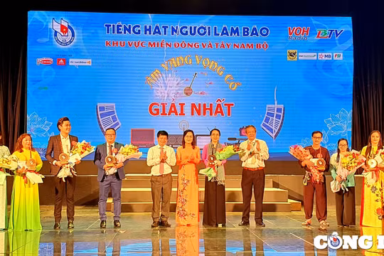 Sâu lắng những giai điệu tại vòng chung kết Hội thi “Tiếng hát người làm báo”