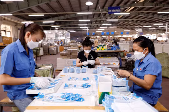 Đề xuất hỗ trợ tiền thuê nhà cho người lao động, quay lại thị trường lao động
