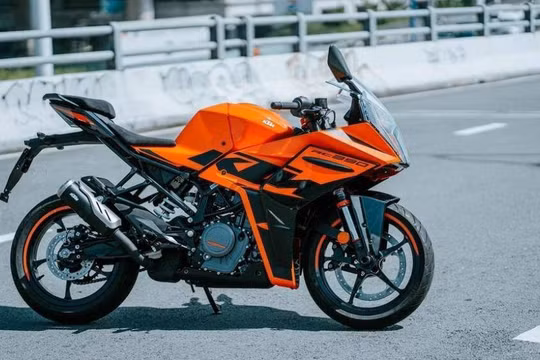 KTM RC 390 trở lại Việt Nam, giá từ 209 triệu đồng