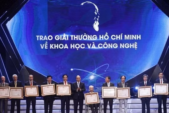 Chủ tịch nước trao Giải thưởng Hồ Chí Minh, Giải thưởng Nhà nước về khoa học và công nghệ