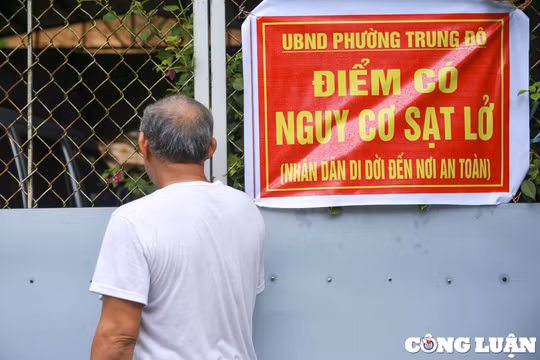 Cận cảnh điểm sạt lở tại núi Dũng Quyết (Nghệ An)