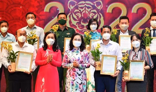 'Tết nghĩa tình - Xuân Nhâm Dần 2022' chăm lo cho nông dân đón Tết