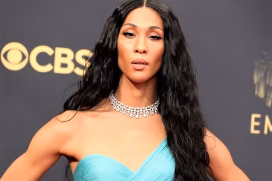 MJ Rodriguez người phụ nữ chuyển giới đầu tiên giành giải Quả cầu Vàng