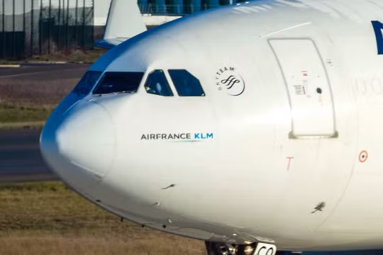 Phi công của Air France bị đình chỉ vì đánh nhau trong buồng lái