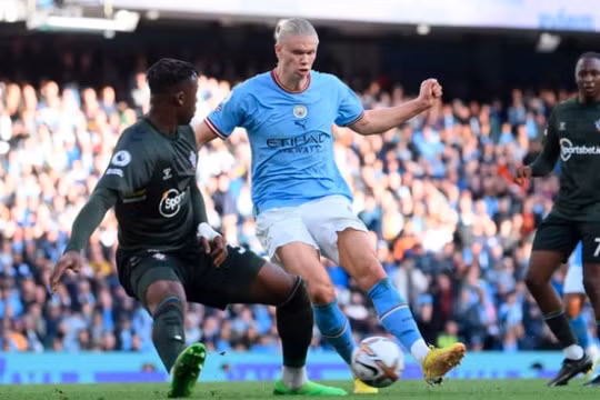 Erling Haaland rực sáng, Man City dễ dàng đánh bại 4-0 Southampton