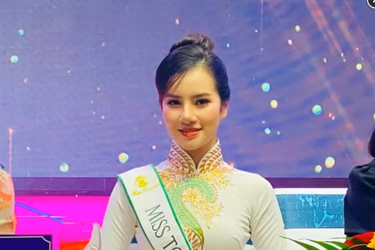 Á hậu Hương Ly đại diện Việt Nam thi Hoa hậu Du lịch Thế giới 2022