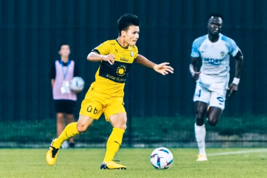 Pau FC đồng ý cho tiền vệ Quang Hải dự AFF Cup 2022