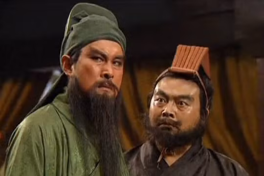 'Trương Phi' Lý Tĩnh Phi nguy kịch khi biết tin nhị ca 'Quan Vũ' qua đời