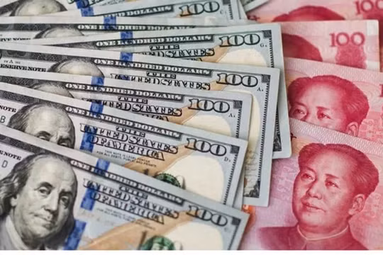 Đồng Nhân dân tệ lao dốc xuống 7 CNY/USD lần đầu tiên kể từ năm 2020