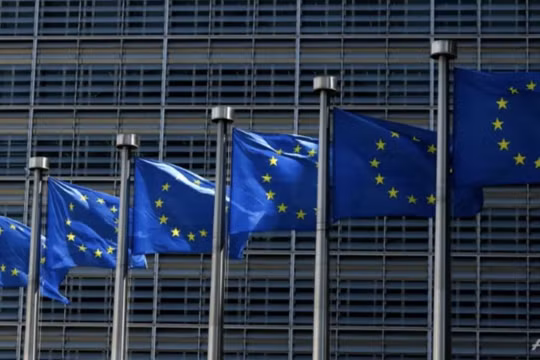 EU ủng hộ tư cách ứng cử viên cho Bosnia