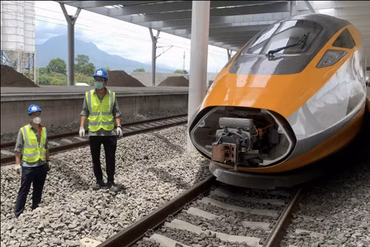 Indonesia: Vượt ngân sách 2 tỷ USD, dự án đường sắt cao tốc Trung Quốc vẫn tiếp tục thi công