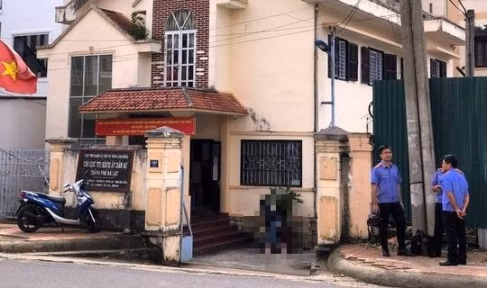 Khởi tố, bắt giam Chi Cục phó Chi cục Thi hành án dân sự TP Đà Lạt