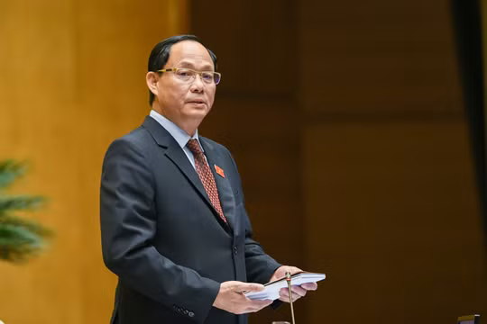 Làm rõ nguyên nhân, giải pháp trước tình trạng công chức, viên chức nghỉ việc gia tăng
