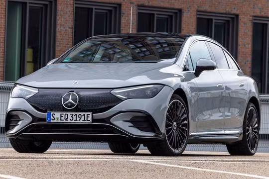 Mercedes-Benz EQE tại thị trường Mỹ có giá bán khởi điểm từ 74.900 USD