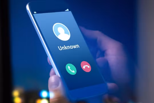 Cảnh giác trước cuộc gọi thông báo đóng tài khoản ngân hàng