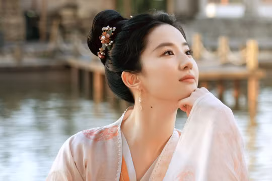 'Mộng hoa lục' - sự trở lại xuất sắc sau 16 năm của ‘thần tiên tỷ tỷ’ Lưu Diệc Phi