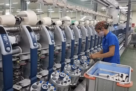 WB: FDI đăng ký vào Việt Nam giảm do nhà đầu tư có sự thận trọng