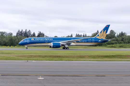 Vietnam Airlines hạ cánh khẩn cấp tại Azerbaijan để cấp cứu hành khách