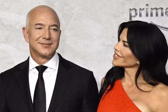 Tỷ phú Jeff Bezos sẽ quyên tặng khối tài sản trị giá hàng trăm tỷ USD