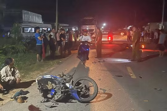 Gia Lai: Hai xe máy đối đầu trong đêm, 3 người thương vong