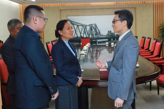 Việt - Lào xây dựng các định hướng chiến lược về hợp tác lao động - xã hội