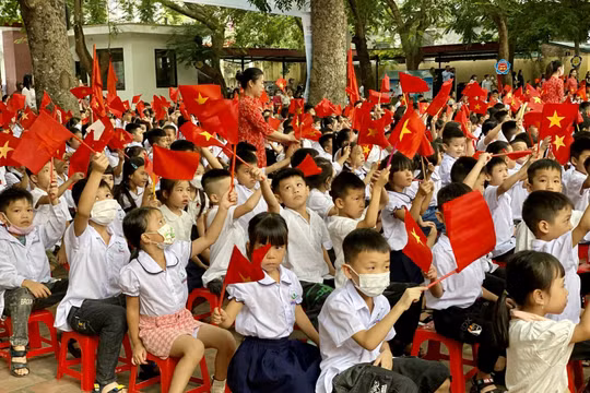 Hơn 914.000 học sinh Thanh Hoá khai giảng năm học mới 2022 - 2023