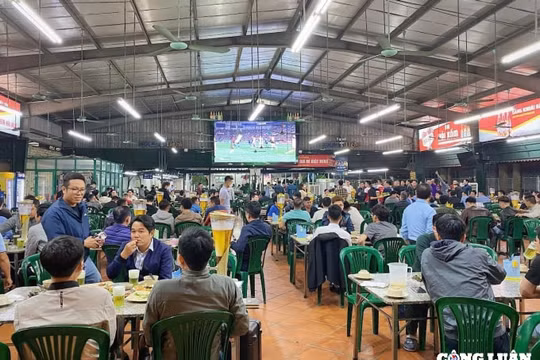 Hà Nội: Quán bia nơi nhộn nhịp, nơi vẫn rục rịch chuẩn bị mở cửa