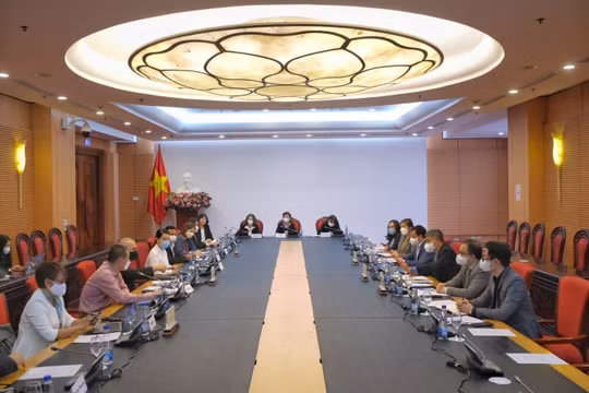 Chia sẻ kinh nghiệm thực tiễn trên thế giới để phát triển hệ thống y tế bền vững ở Việt Nam