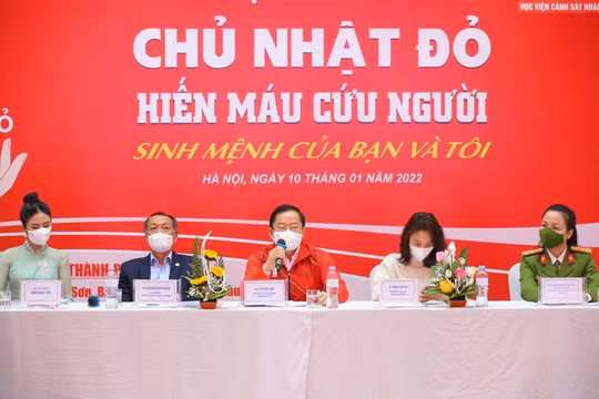 Báo Tiền Phong khởi động chương trình Chủ nhật Đỏ lần thứ XIV - năm 2022