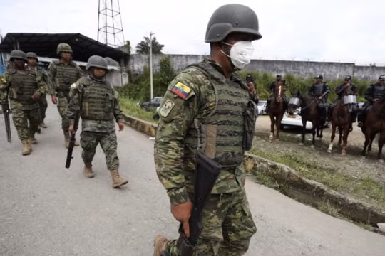 Bạo loạn trong nhà tù ở Ecuador, ít nhất 43 người chết