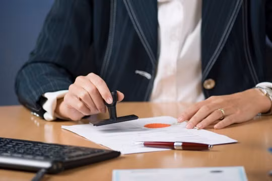 Chính phủ quy định trình tự, thủ tục, thẩm quyền cấp Thư phản đối