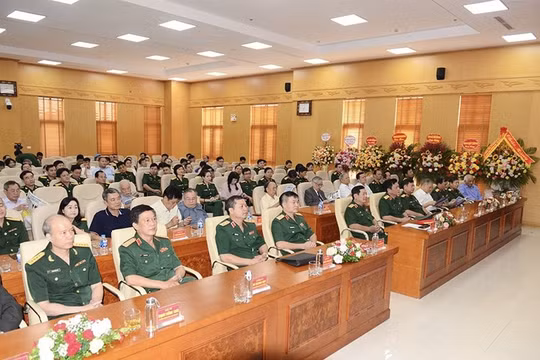 Kỷ niệm 40 năm Ngày Truyền thống Tạp chí Lịch sử quân sự