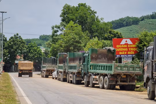 Xe tải cắt thùng về nguyên bản tự tin lưu thông trên đường