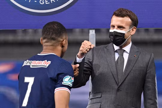 Tổng thống Pháp thừa nhận khuyên Mbappe ở lại PSG