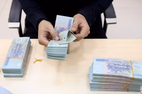 Lãi suất sẽ khó cao hơn 10%/năm?
