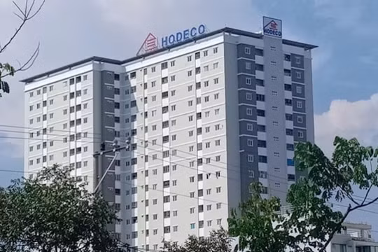 Chủ tịch Hodeco (HDC) mua vào 200.000 cổ phiếu ngay sau khi bị bán giải chấp