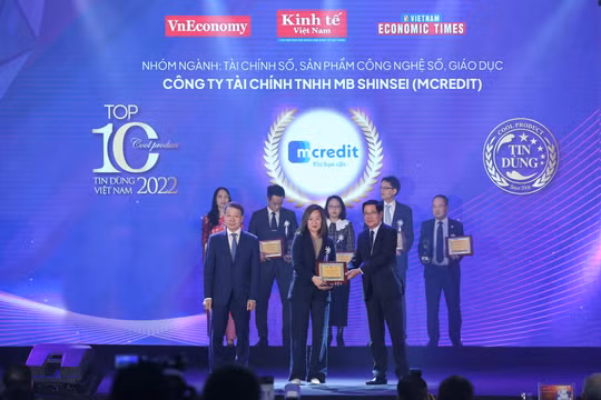 Vay TikTak của Mcredit lọt Top 10 Sản phẩm Tài chính số - Dịch vụ tin dùng Việt Nam 2022