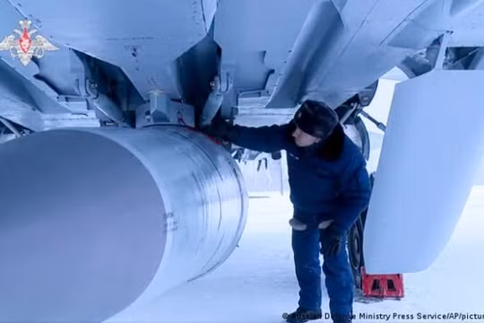Những ưu điển vượt trội của tên lửa siêu thanh của Nga