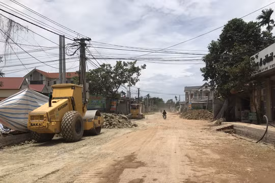 Huyện Ba Vì (Hà Nội): Loạt dự án giao thông tiền tỷ thi công không bảo đảm an toàn