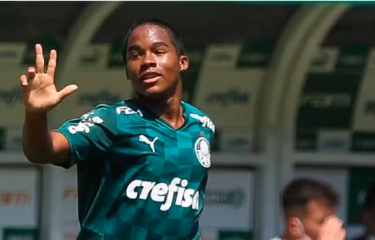Real Madrid công bố tân binh trị giá 72 triệu euro