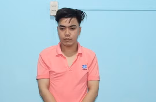 Thanh niên giả giọng phụ nữ, đặt hàng online rồi hiếp dâm và cướp tài sản