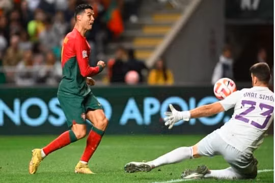 Ronaldo kém duyên, Bồ Đào Nha mất cơ hội vô địch Nations League