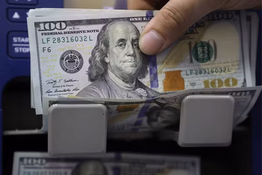 Đồng USD giảm giá trong bối cảnh rủi ro suy thoái gia tăng