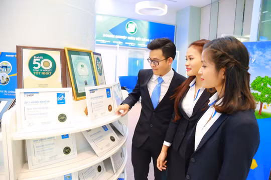 Bảo Việt - 10 năm liên tiếp trong “Danh sách 50 công ty niêm yết tốt nhất năm 2022”